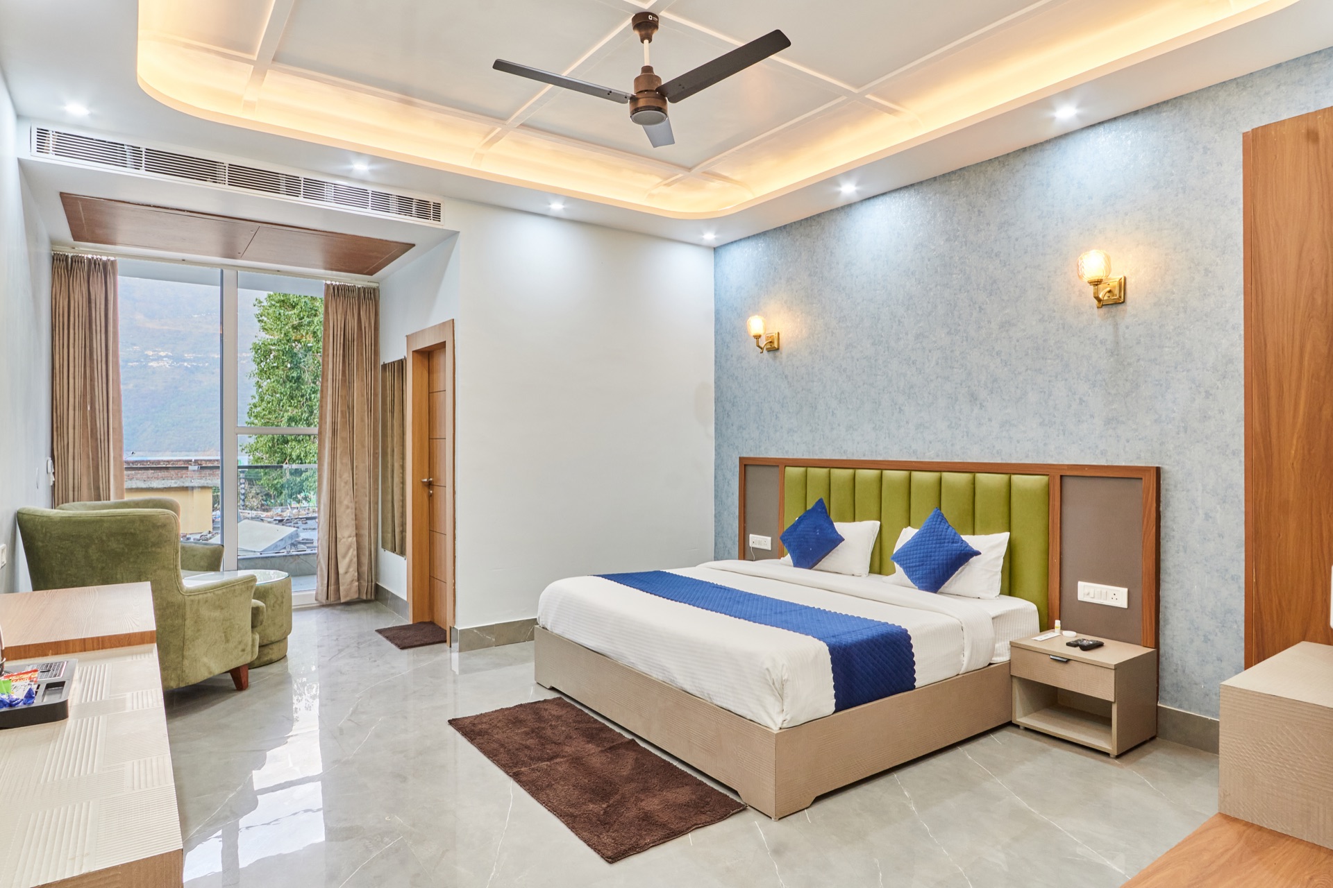 Vista Room